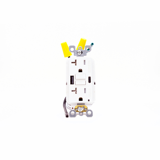 Leviton GUAC2-W Get protection from ground faults with the convenience of built-in USB 24W Type A / C charging with this 20A