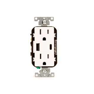 Leviton T5633-W Combination Duplex Receptacle/Outlet and USB Charger. 15 Amp, 125 Volt, Decora Tamper Resistant